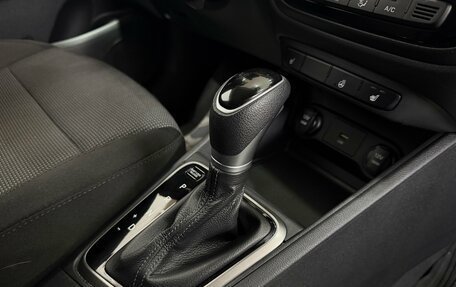 Hyundai Solaris II рестайлинг, 2021 год, 1 800 000 рублей, 14 фотография