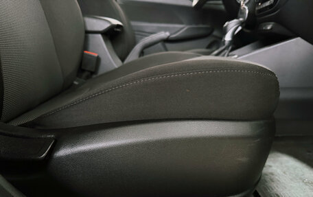 Hyundai Solaris II рестайлинг, 2021 год, 1 800 000 рублей, 31 фотография
