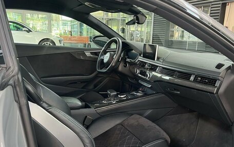 Audi RS 5, 2017 год, 6 099 000 рублей, 7 фотография