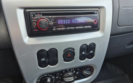 Renault Sandero I, 2012 год, 650 000 рублей, 14 фотография