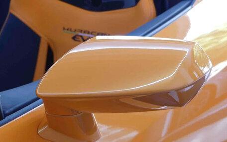 Lamborghini Huracán, 2023 год, 30 400 000 рублей, 15 фотография