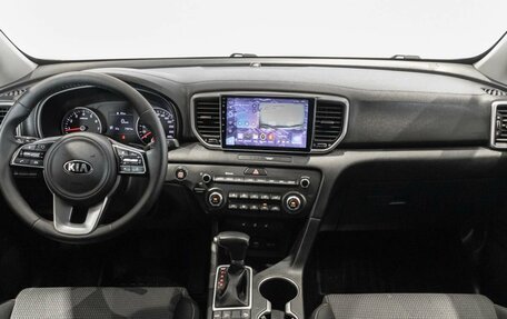 KIA Sportage IV рестайлинг, 2020 год, 2 442 200 рублей, 6 фотография