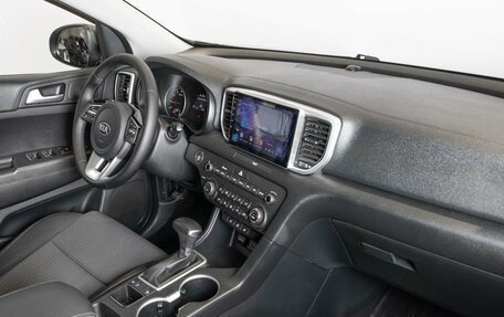KIA Sportage IV рестайлинг, 2020 год, 2 442 200 рублей, 7 фотография
