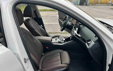 BMW 3 серия, 2024 год, 3 410 000 рублей, 15 фотография
