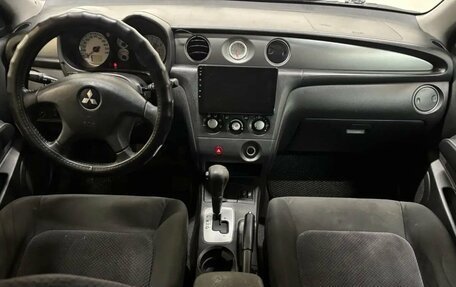 Mitsubishi Outlander III рестайлинг 3, 2004 год, 577 000 рублей, 7 фотография