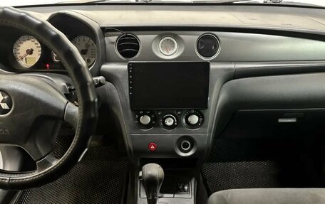 Mitsubishi Outlander III рестайлинг 3, 2004 год, 577 000 рублей, 9 фотография