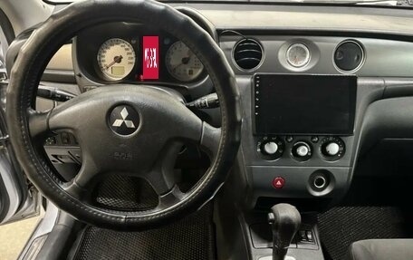 Mitsubishi Outlander III рестайлинг 3, 2004 год, 577 000 рублей, 10 фотография