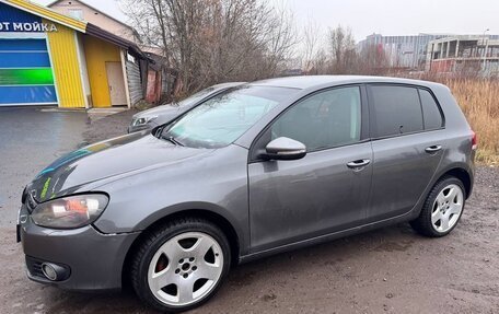 Volkswagen Golf VI, 2009 год, 800 000 рублей, 3 фотография