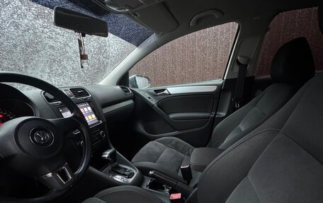 Volkswagen Golf VI, 2009 год, 800 000 рублей, 8 фотография