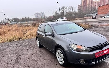 Volkswagen Golf VI, 2009 год, 800 000 рублей, 2 фотография