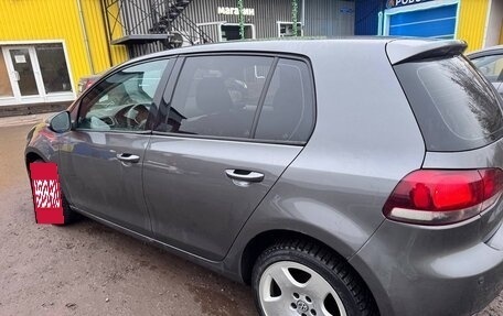 Volkswagen Golf VI, 2009 год, 800 000 рублей, 5 фотография