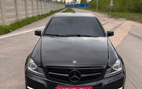 Mercedes-Benz C-Класс, 2011 год, 1 250 000 рублей, 3 фотография