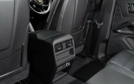 Porsche Cayenne III, 2026 год, 18 390 000 рублей, 19 фотография