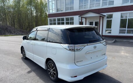 Toyota Estima III рестайлинг -2, 2014 год, 850 000 рублей, 3 фотография