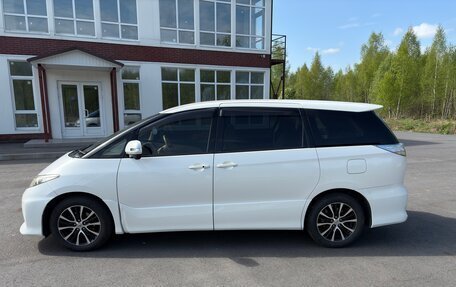 Toyota Estima III рестайлинг -2, 2014 год, 850 000 рублей, 2 фотография
