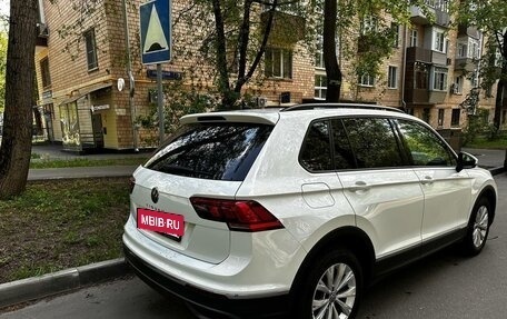 Volkswagen Tiguan II, 2021 год, 2 250 000 рублей, 3 фотография