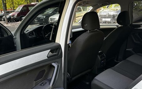 Volkswagen Tiguan II, 2021 год, 2 250 000 рублей, 11 фотография