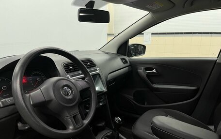 Volkswagen Polo VI (EU Market), 2013 год, 879 900 рублей, 7 фотография