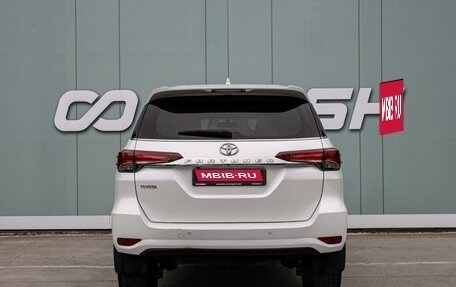 Toyota Fortuner II, 2019 год, 3 999 000 рублей, 4 фотография