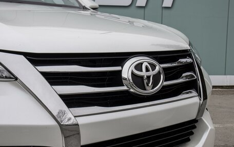 Toyota Fortuner II, 2019 год, 3 999 000 рублей, 8 фотография