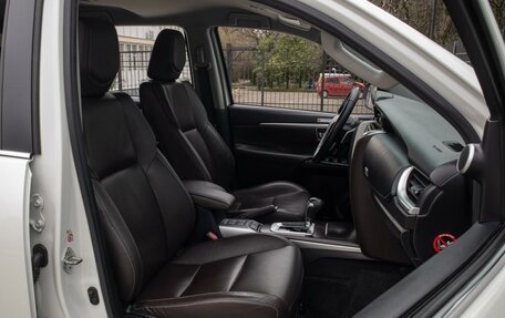 Toyota Fortuner II, 2019 год, 3 999 000 рублей, 14 фотография