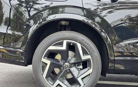 Volkswagen Tiguan, 2026 год, 4 420 000 рублей, 24 фотография