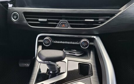 Geely Tugella FY11, 2023 год, 2 950 000 рублей, 11 фотография