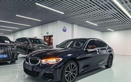 BMW 3 серия, 2022 год, 2 300 000 рублей, 3 фотография