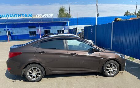 Hyundai Solaris II рестайлинг, 2015 год, 790 000 рублей, 4 фотография