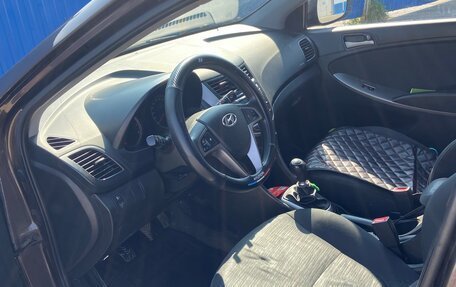 Hyundai Solaris II рестайлинг, 2015 год, 790 000 рублей, 7 фотография
