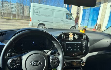 KIA Soul III, 2020 год, 1 680 000 рублей, 10 фотография