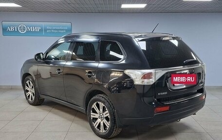 Mitsubishi Outlander III рестайлинг 3, 2013 год, 1 312 000 рублей, 7 фотография