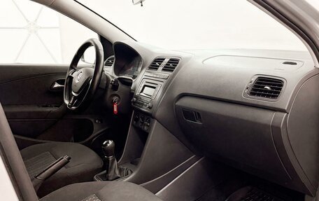 Volkswagen Polo VI (EU Market), 2015 год, 819 000 рублей, 10 фотография