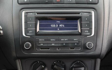 Volkswagen Polo VI (EU Market), 2015 год, 819 000 рублей, 17 фотография