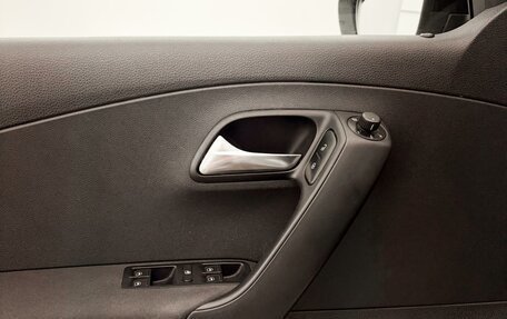 Volkswagen Polo VI (EU Market), 2015 год, 819 000 рублей, 25 фотография