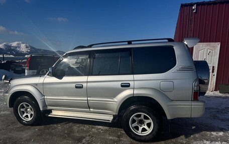 Toyota Land Cruiser Prado 90 рестайлинг, 2000 год, 2 400 000 рублей, 2 фотография