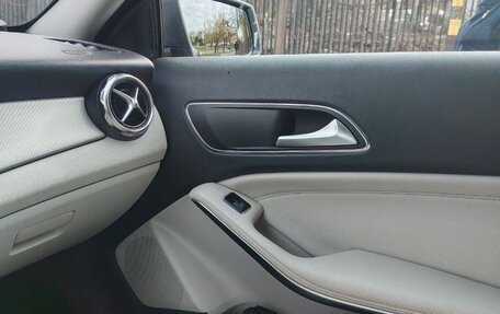 Mercedes-Benz GLA, 2017 год, 2 300 000 рублей, 3 фотография