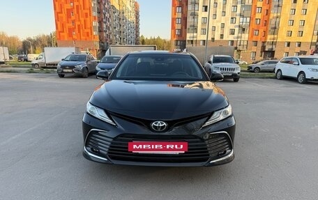 Toyota Camry, 2021 год, 3 200 000 рублей, 3 фотография