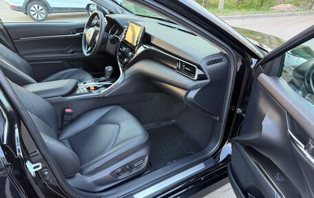 Toyota Camry, 2021 год, 3 200 000 рублей, 12 фотография