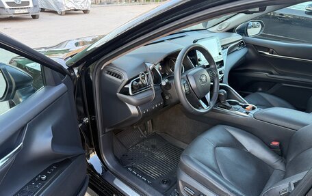 Toyota Camry, 2021 год, 3 200 000 рублей, 7 фотография
