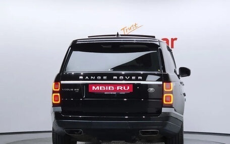 Land Rover Range Rover IV рестайлинг, 2022 год, 11 500 000 рублей, 3 фотография