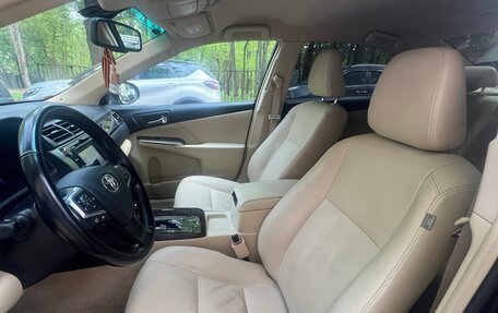 Toyota Camry, 2015 год, 2 290 000 рублей, 11 фотография