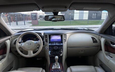 Infiniti FX II, 2010 год, 1 660 000 рублей, 5 фотография