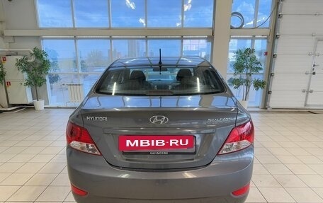Hyundai Solaris II рестайлинг, 2013 год, 930 000 рублей, 4 фотография