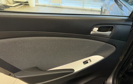 Hyundai Solaris II рестайлинг, 2013 год, 930 000 рублей, 15 фотография