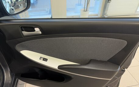 Hyundai Solaris II рестайлинг, 2013 год, 930 000 рублей, 16 фотография