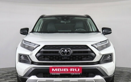 Toyota RAV4, 2023 год, 3 947 000 рублей, 2 фотография