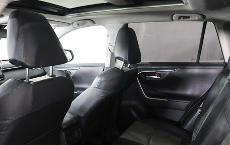 Toyota RAV4, 2023 год, 3 947 000 рублей, 12 фотография