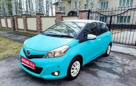 Toyota Vitz, 2012 год, 850 000 рублей, 1 фотография