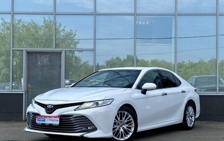 Toyota Camry, 2019 год, 3 199 000 рублей, 1 фотография